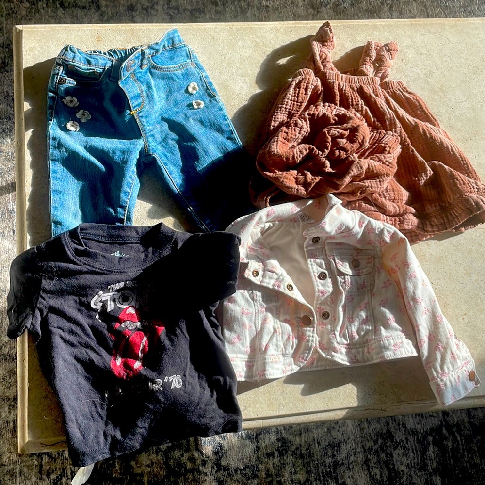 Baby girl 12 month clothes bundle Quincy mae gap